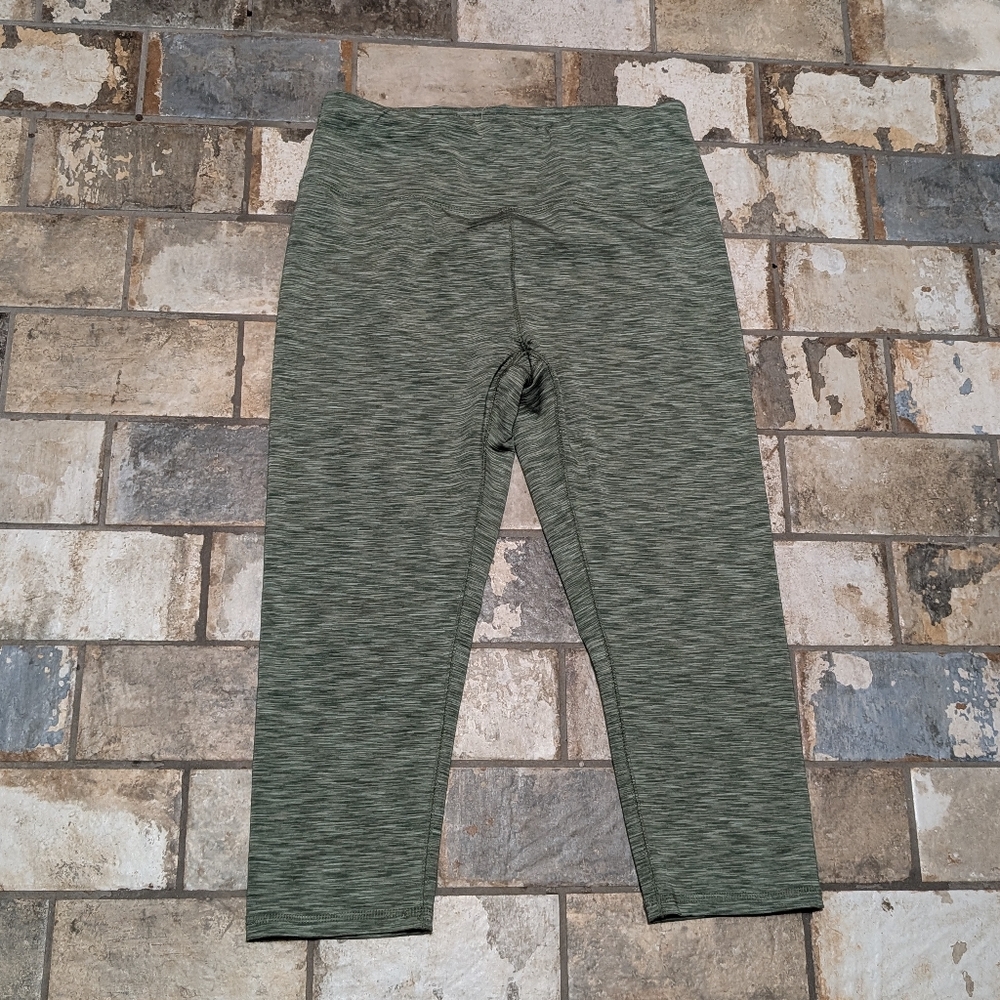 RBX Women's Large Green Cropped Athletic Leggings